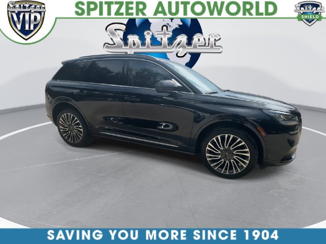 Used 2022 Lincoln Corsair AWD w/ Premium Package image 3