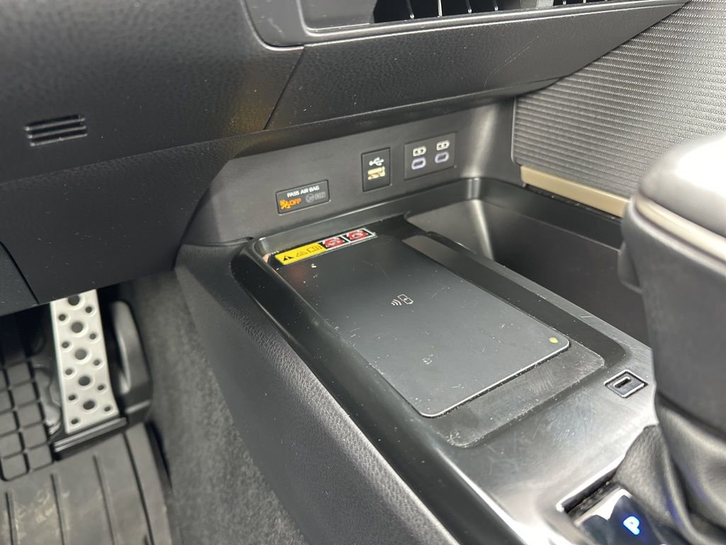 Certified 2025 Toyota Camry SE image 21