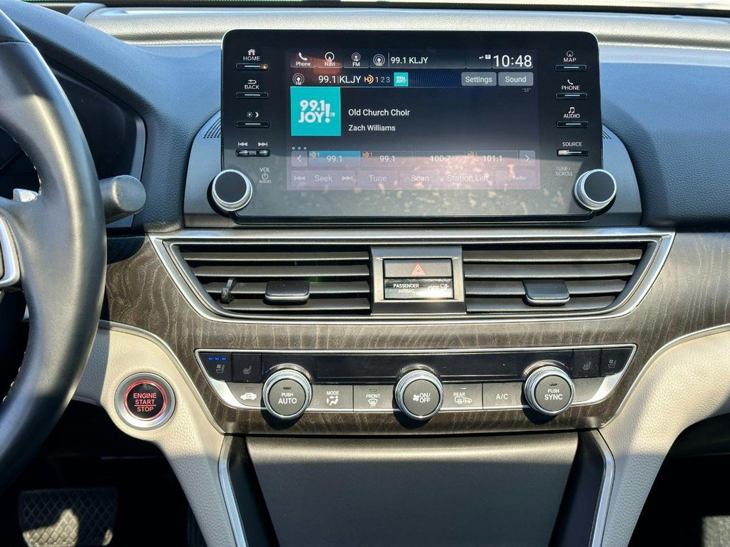 Used 2021 Honda Accord Touring image 14