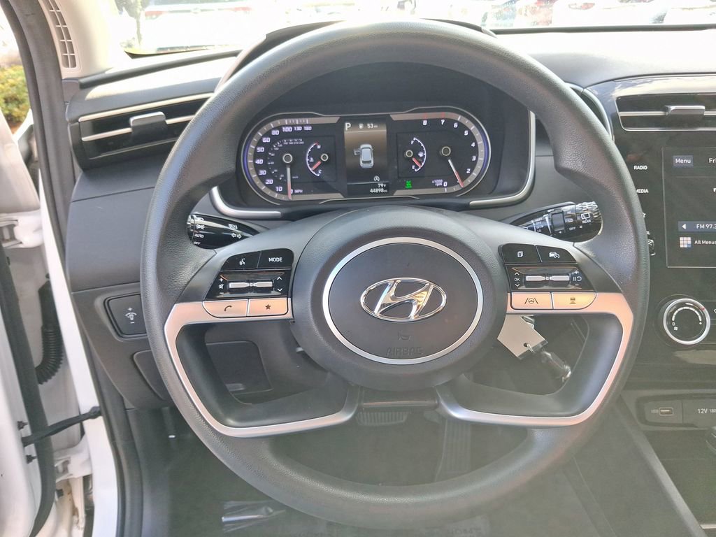 Used 2023 Hyundai Tucson SE AWD/4WD image 17