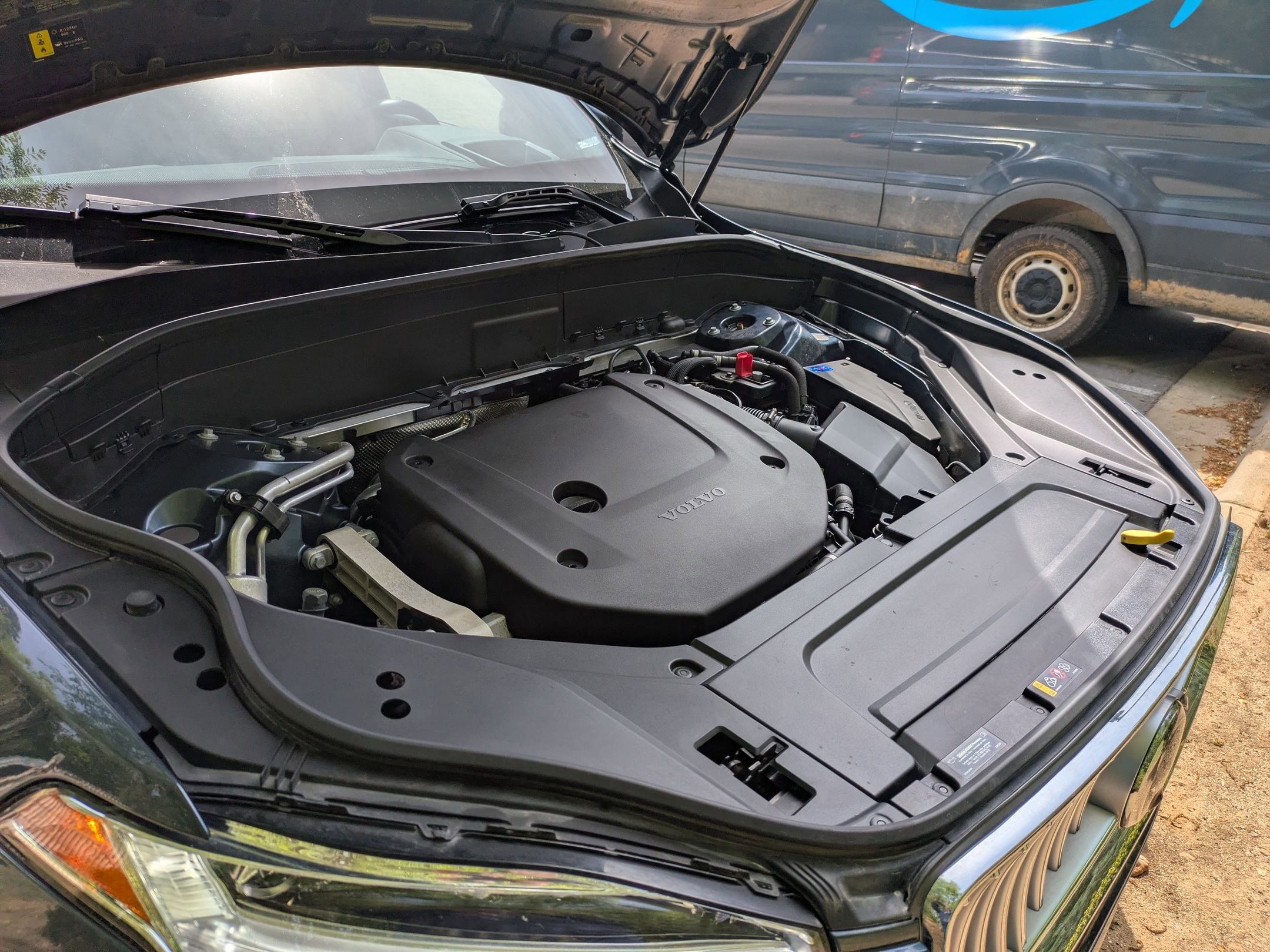 Used 2023 Volvo XC90 B6 Ultimate w/ Protection Package image 41