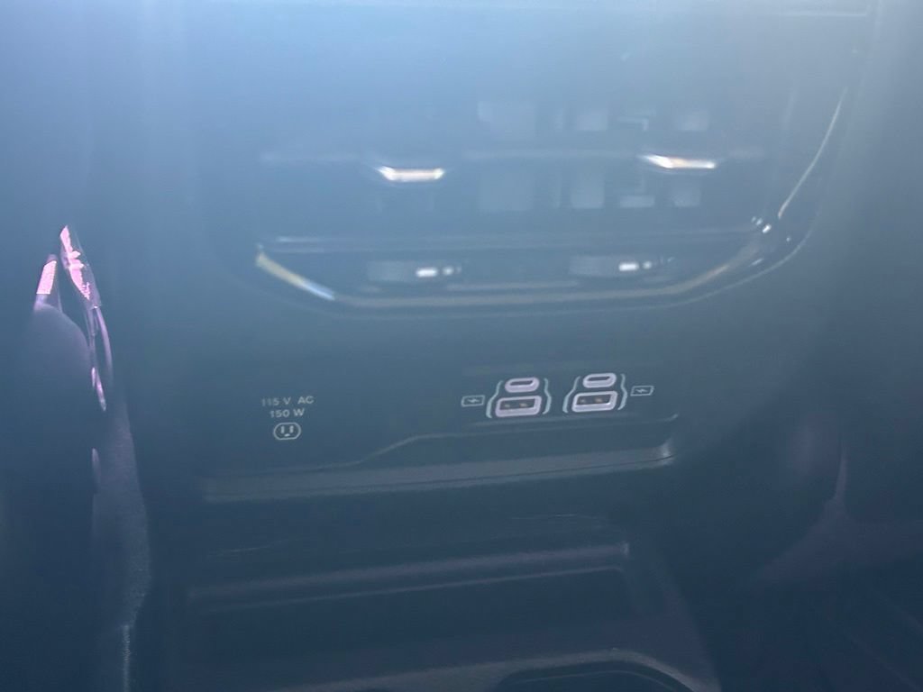 Used 2021 Jeep Grand Cherokee L Limited AWD/4WD image 47