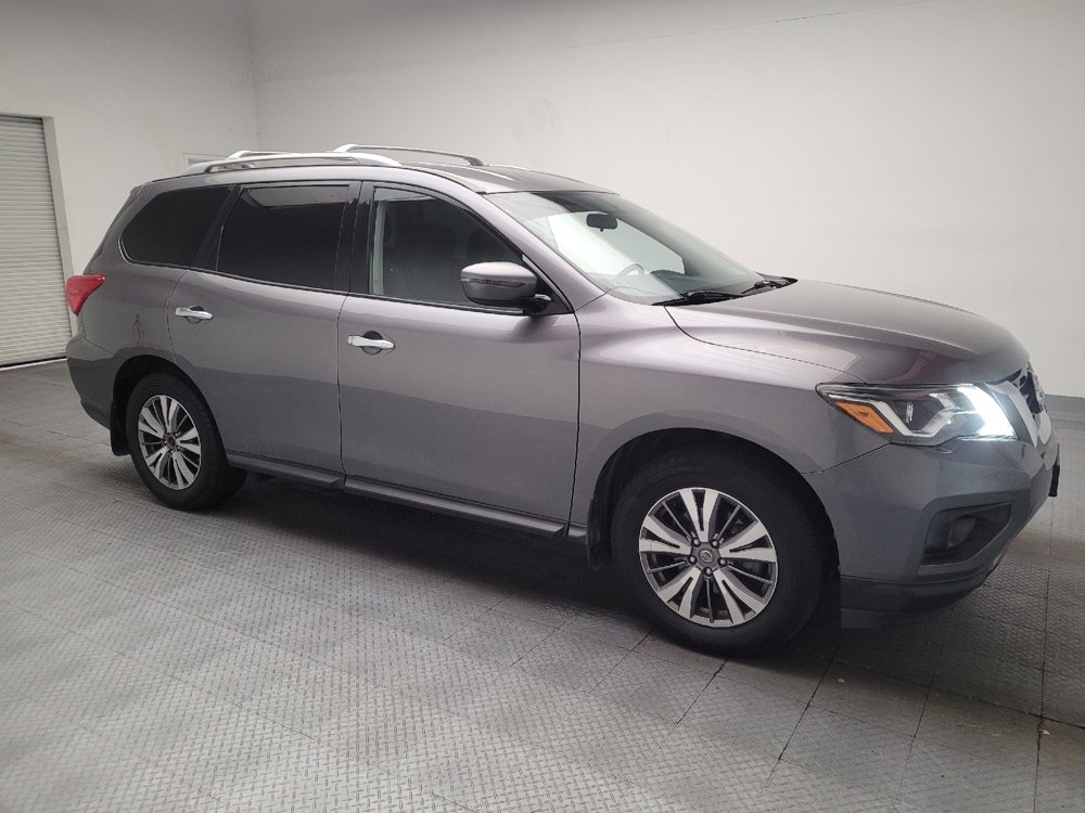Used 2019 Nissan Pathfinder S FWD image 11