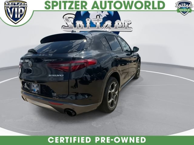 Used 2023 Alfa Romeo Stelvio Ti w/ Active Assist Plus Package AWD/4WD image 9