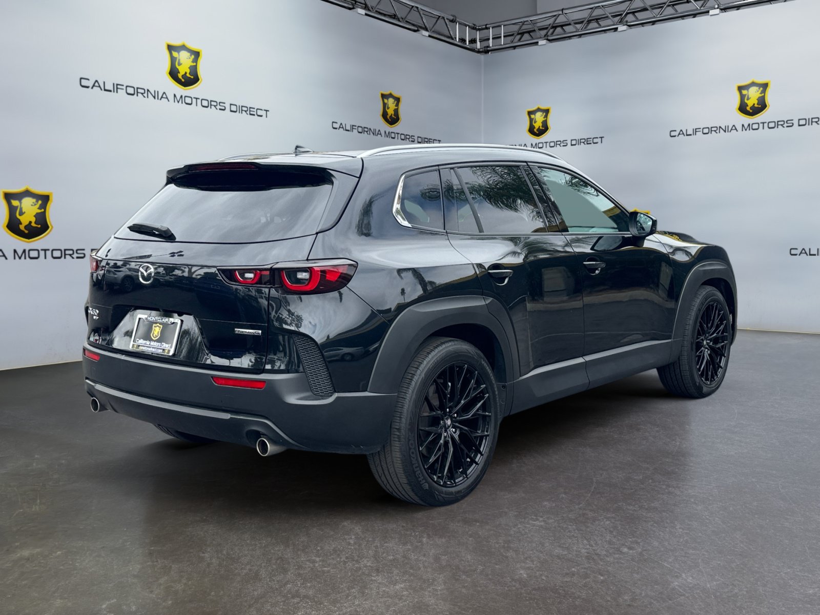 Used 2025 MAZDA CX-50 AWD 2.5 S w/ Premium Plus Pkg image 5