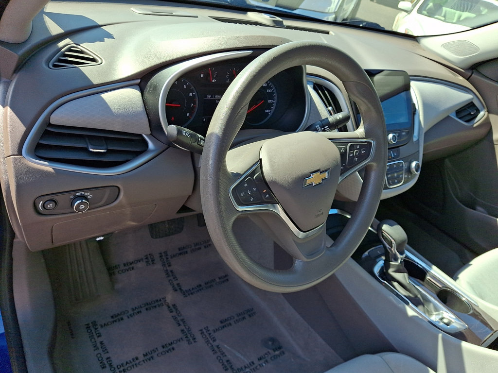 Used 2023 Chevrolet Malibu LT FWD image 25
