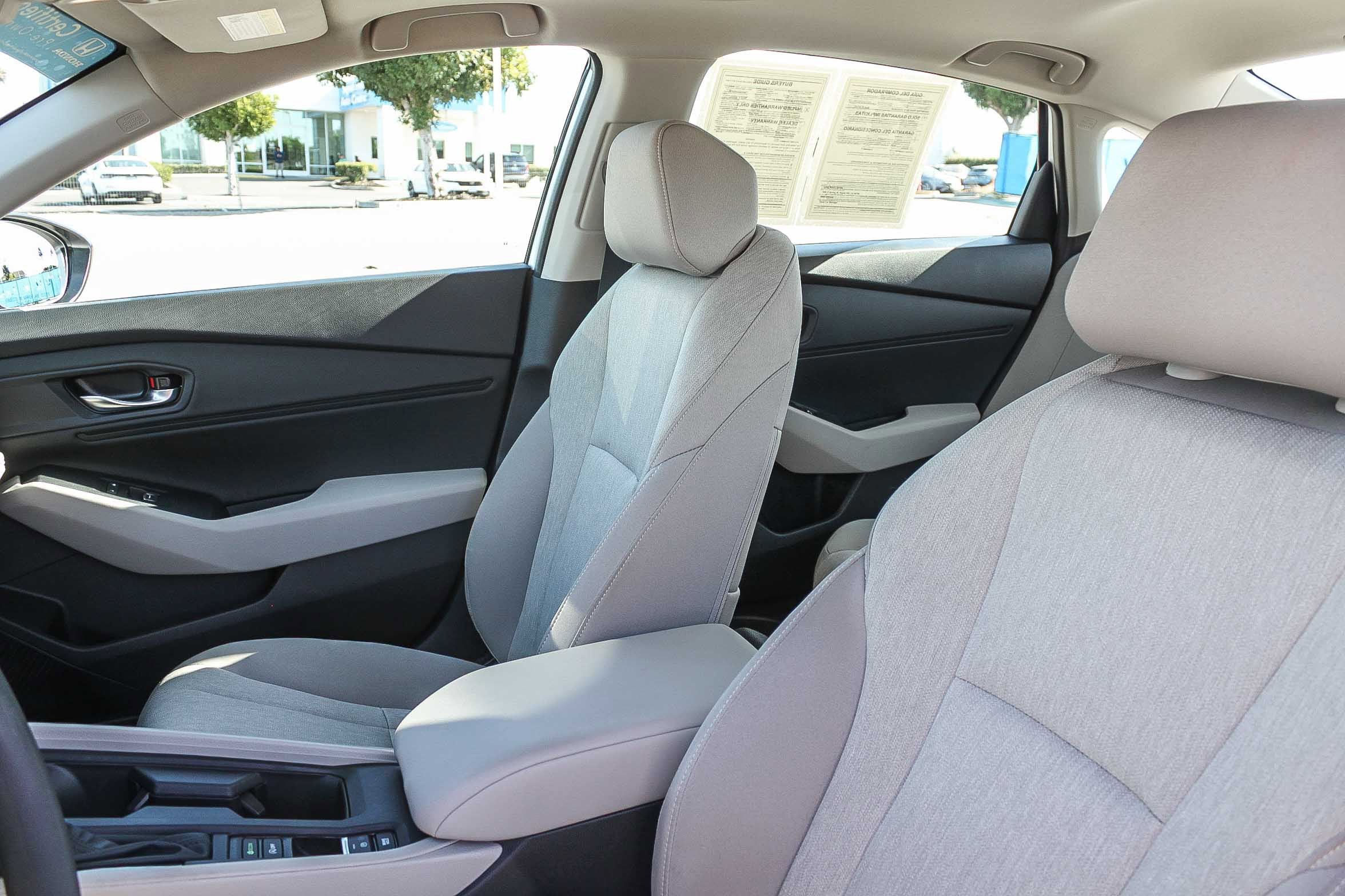 Certified 2025 Honda Accord SE image 12
