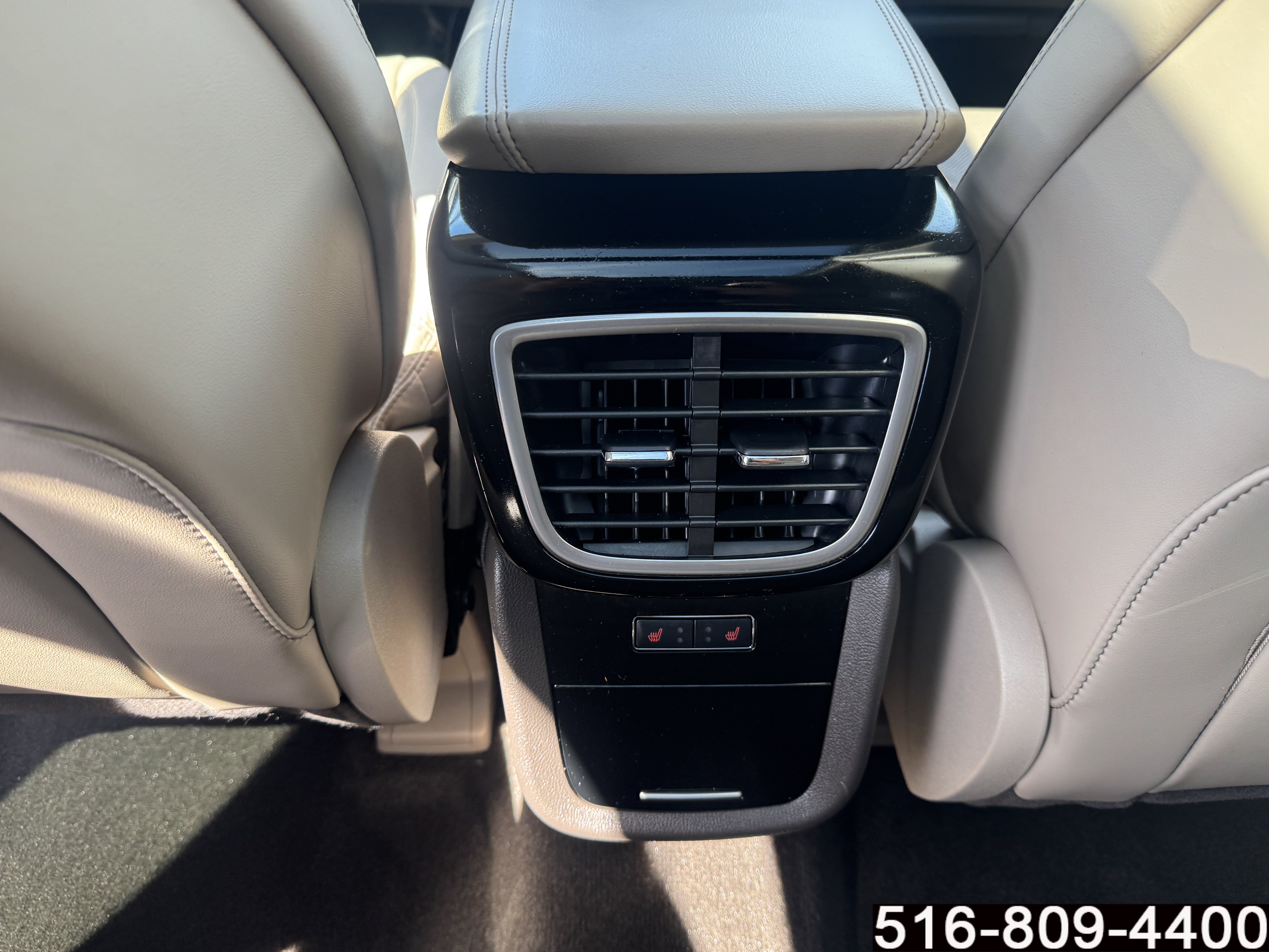 Used 2023 Lincoln Nautilus Reserve AWD/4WD image 17