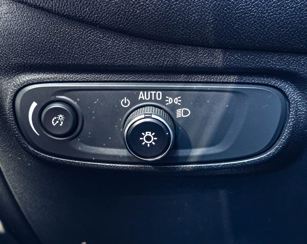 Used 2022 Chevrolet Equinox LT image 27