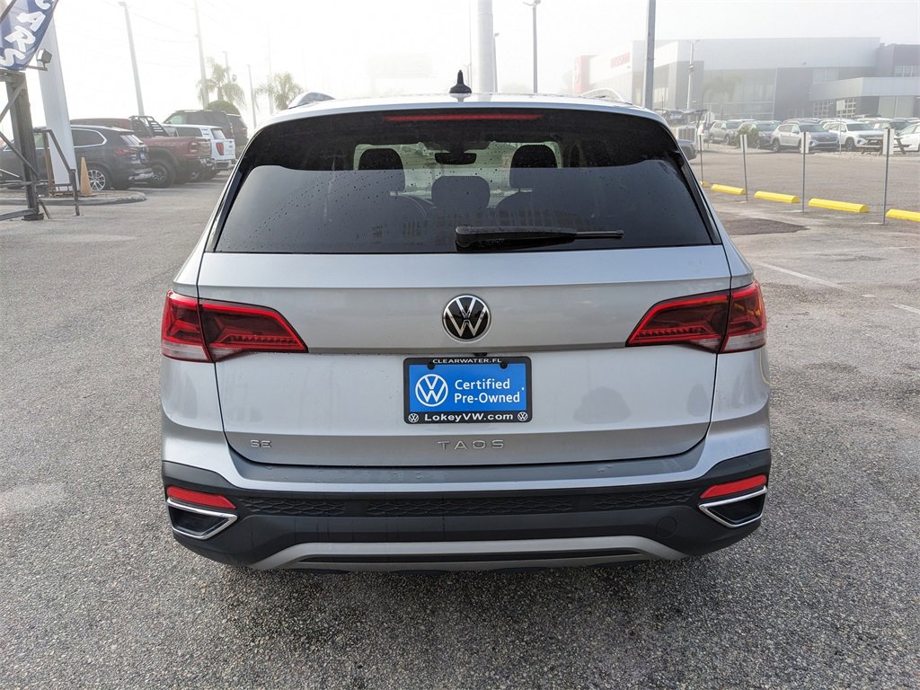 Certified 2023 Volkswagen Taos SE w/ Panoramic Sunroof Package image 7