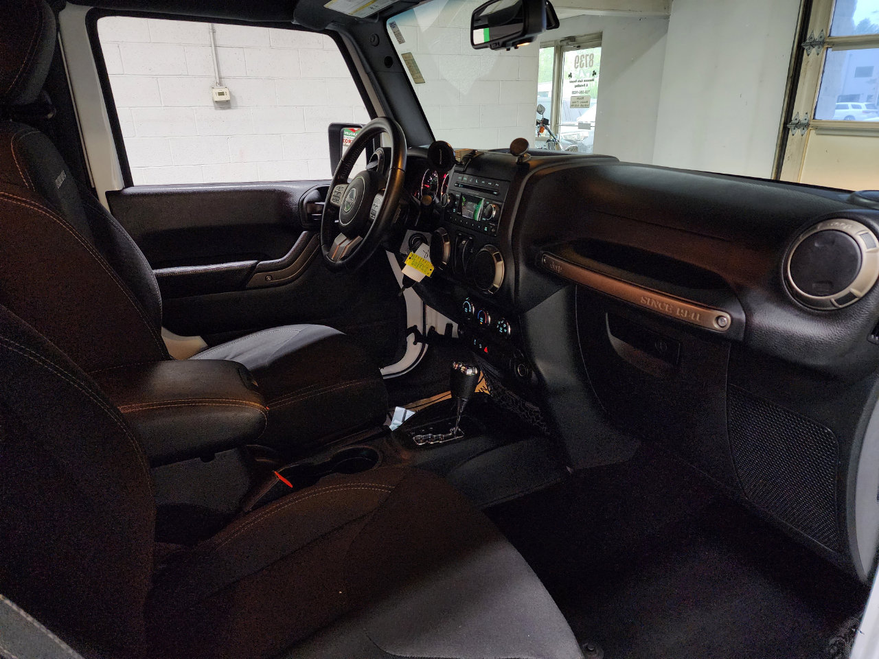 Used 2018 Jeep Wrangler Sport image 21