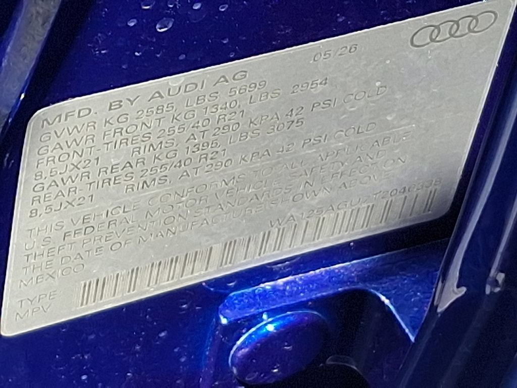 New 2026 Audi SQ5 Prestige AWD/4WD image 10