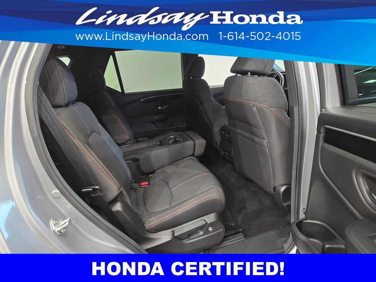 Certified 2025 Honda Pilot Sport image 8
