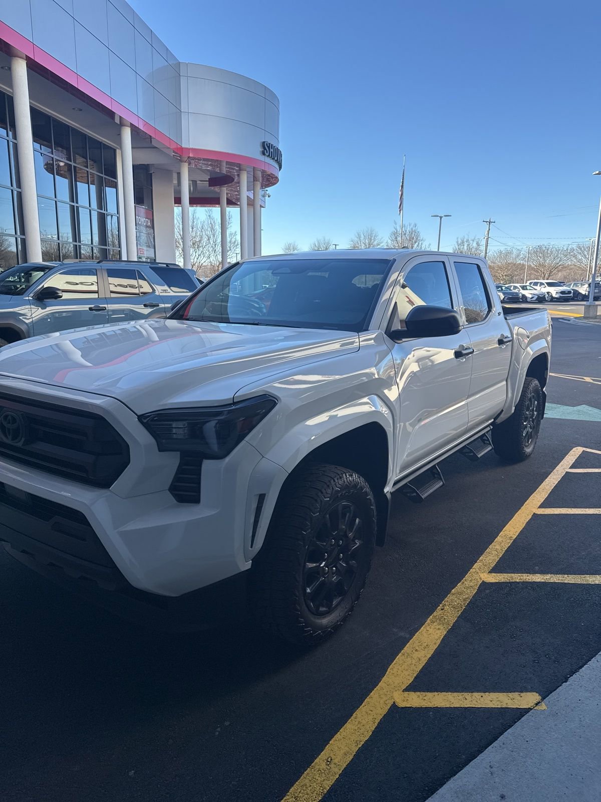 Used 2024 Toyota Tacoma SR image 11