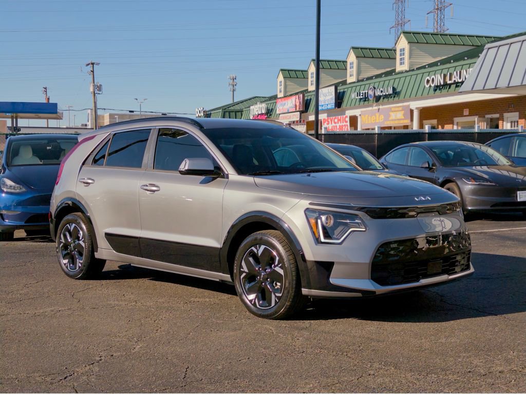 Used 2023 Kia Niro Wind image 4