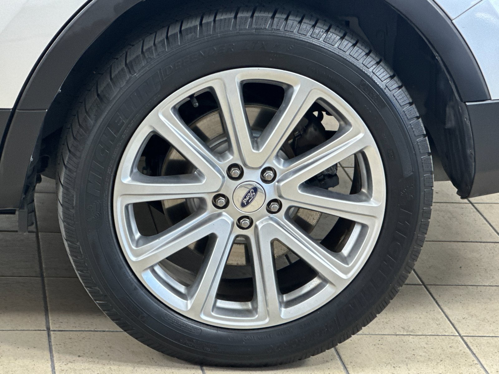 Used 2016 Ford Explorer Limited FWD image 23