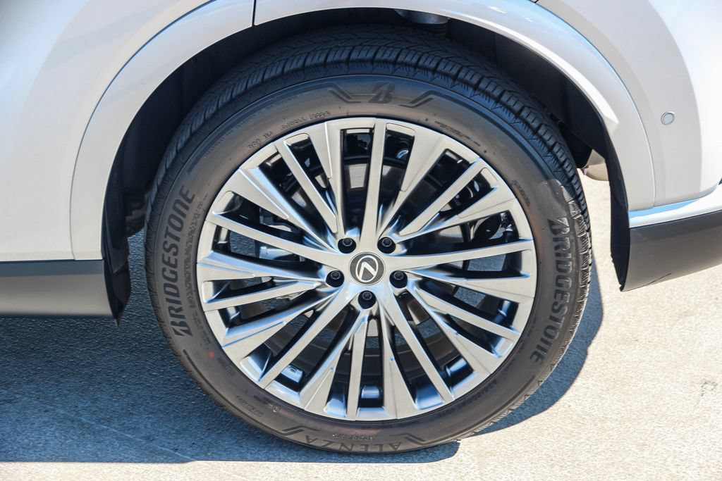 Certified 2024 Lexus RX 450h AWD w/ Convenience Package image 12