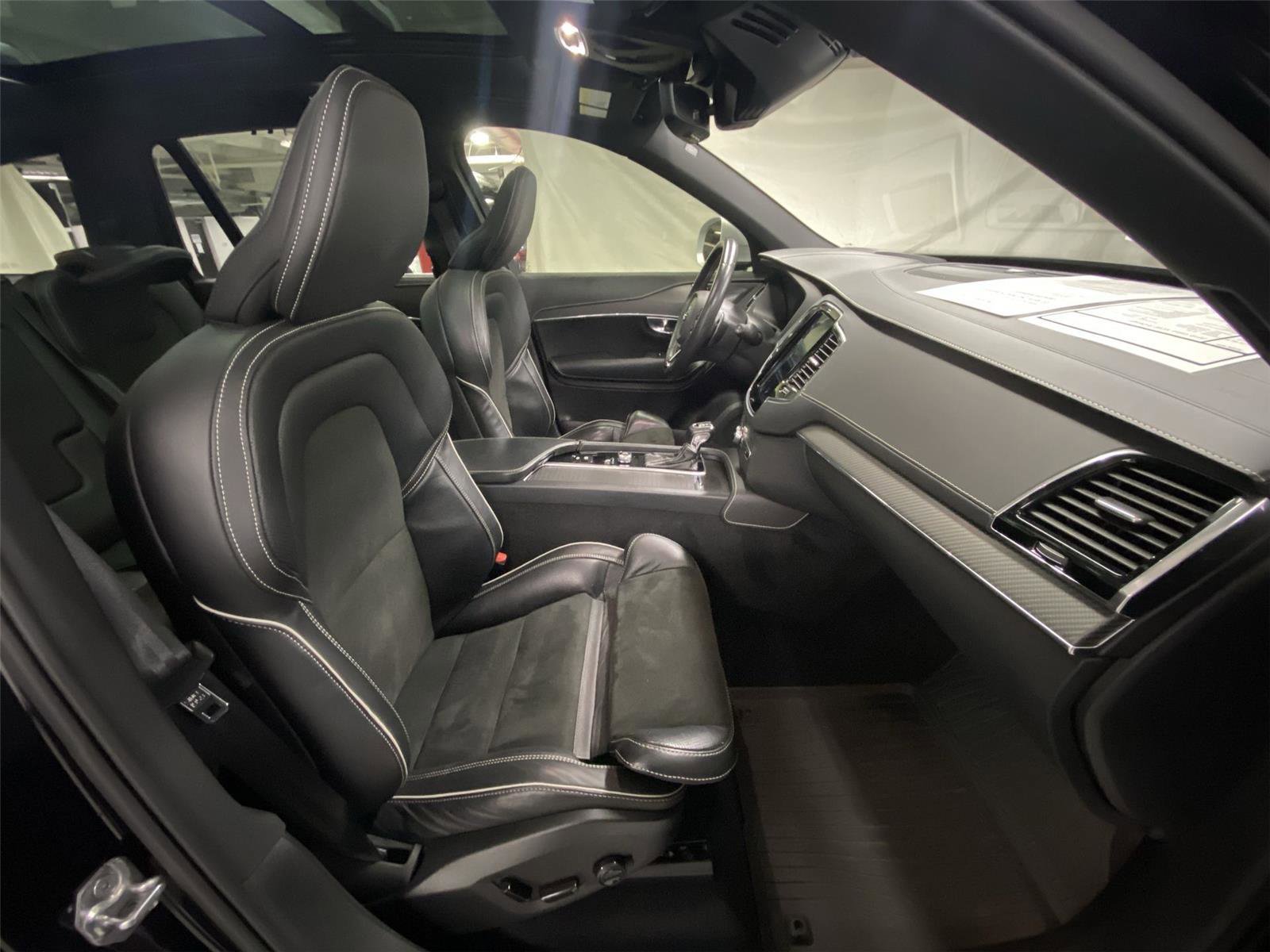 Used 2019 Volvo XC90 T5 R-Design w/ Advanced Package image 31