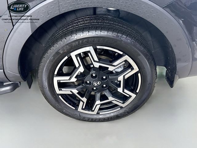 Used 2025 Hyundai Santa Cruz Limited image 33