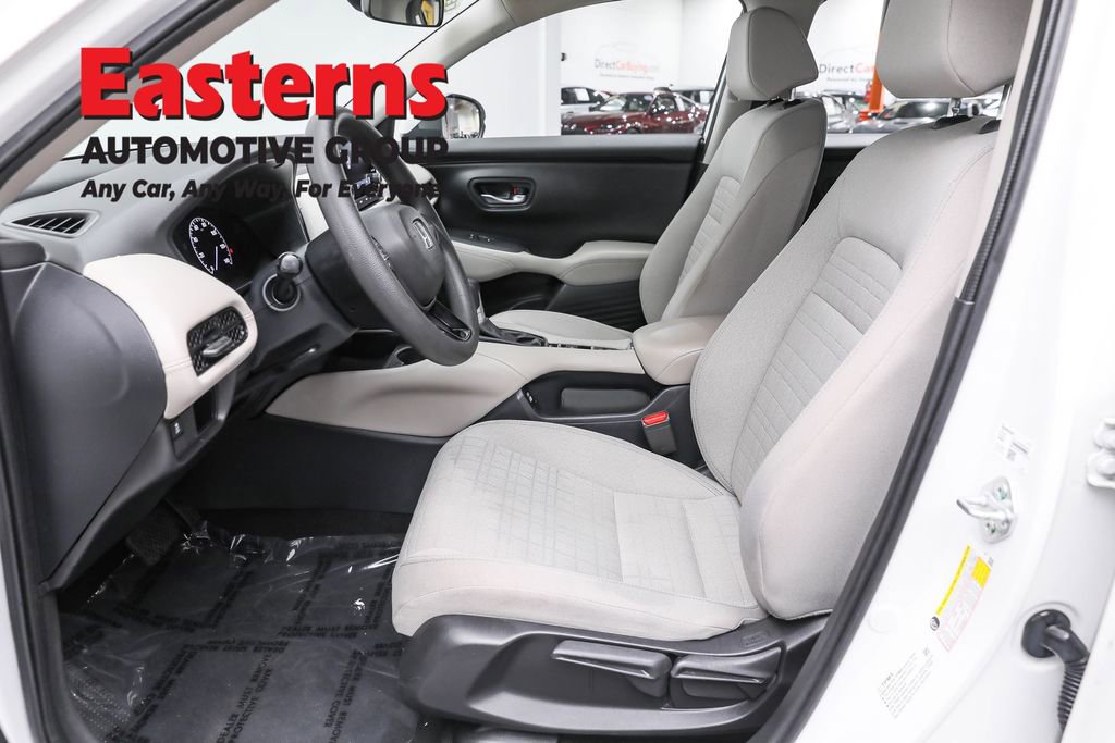 Used 2023 Honda HR-V LX image 14