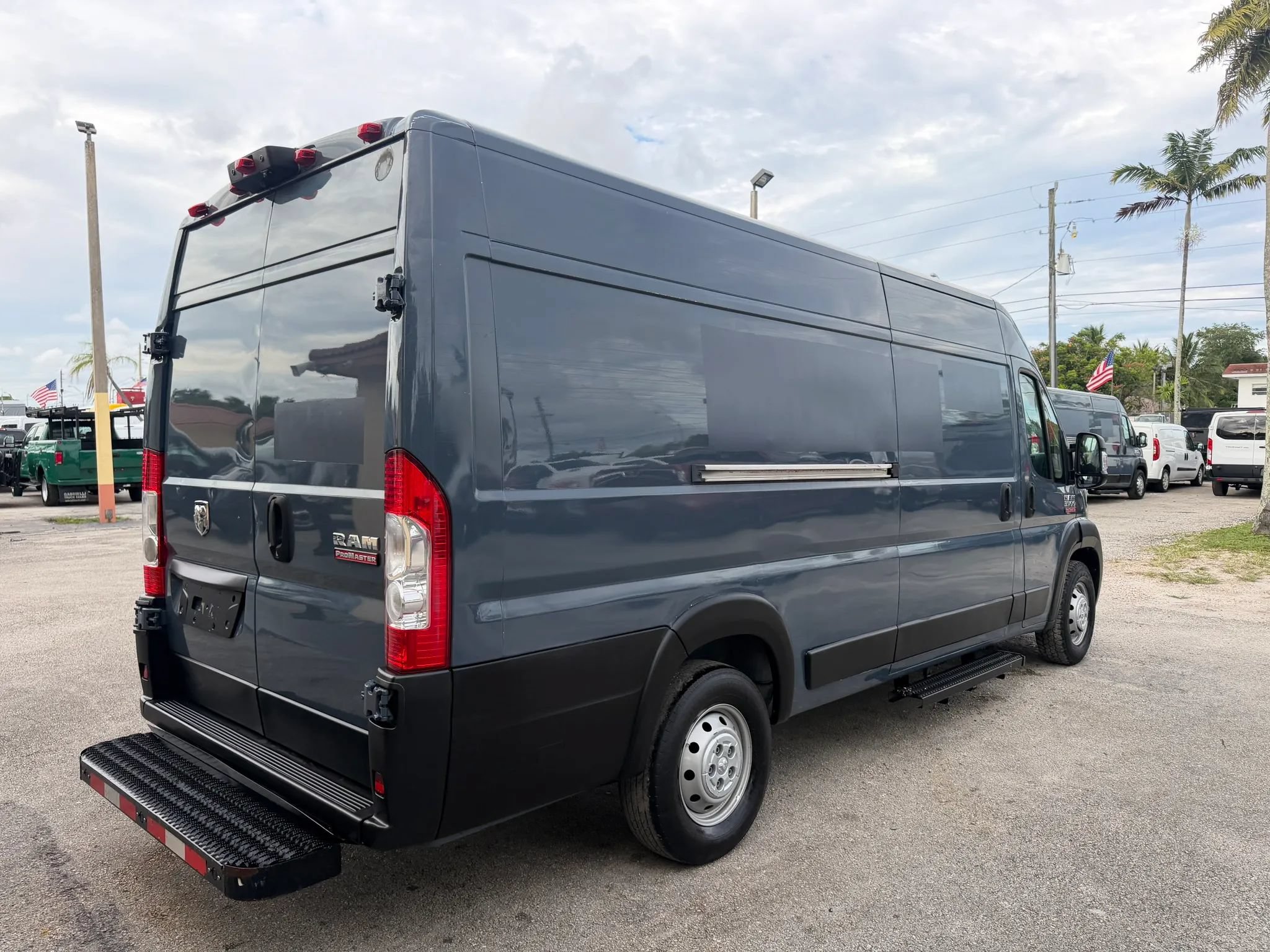 Used 2020 RAM ProMaster 3500 159 High Roof Extended FWD image 6