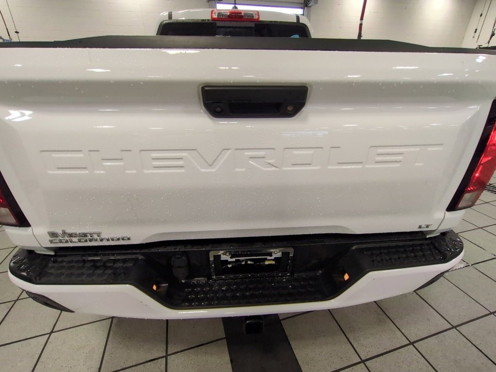 Used 2024 Chevrolet Colorado LT w/ LT Convenience Package image 28