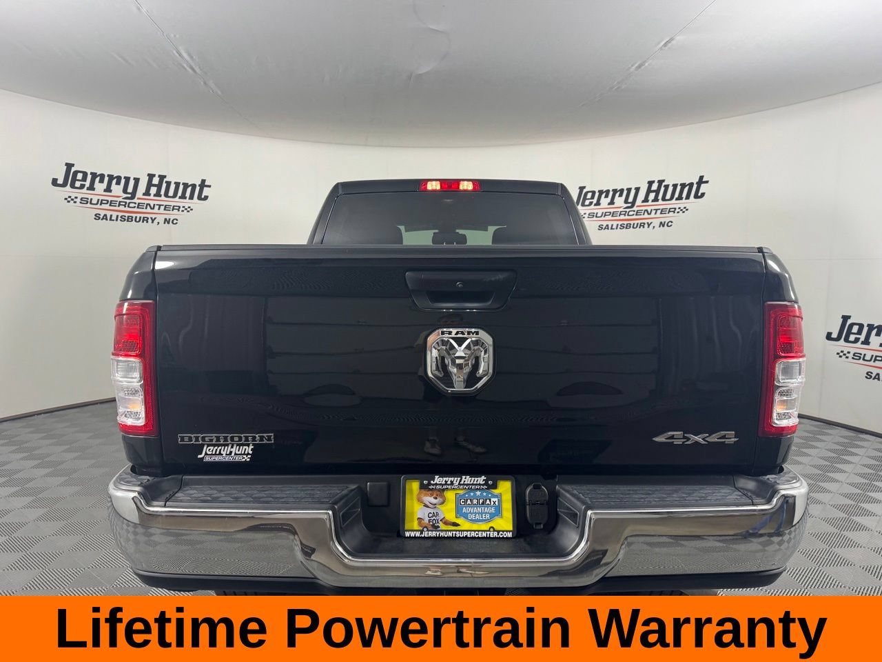 Used 2024 RAM 2500 Big Horn w/ Bed Utility Group AWD/4WD image 8