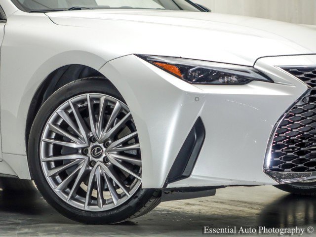 Used 2023 Lexus IS 300 AWD w/ Premium Package image 3