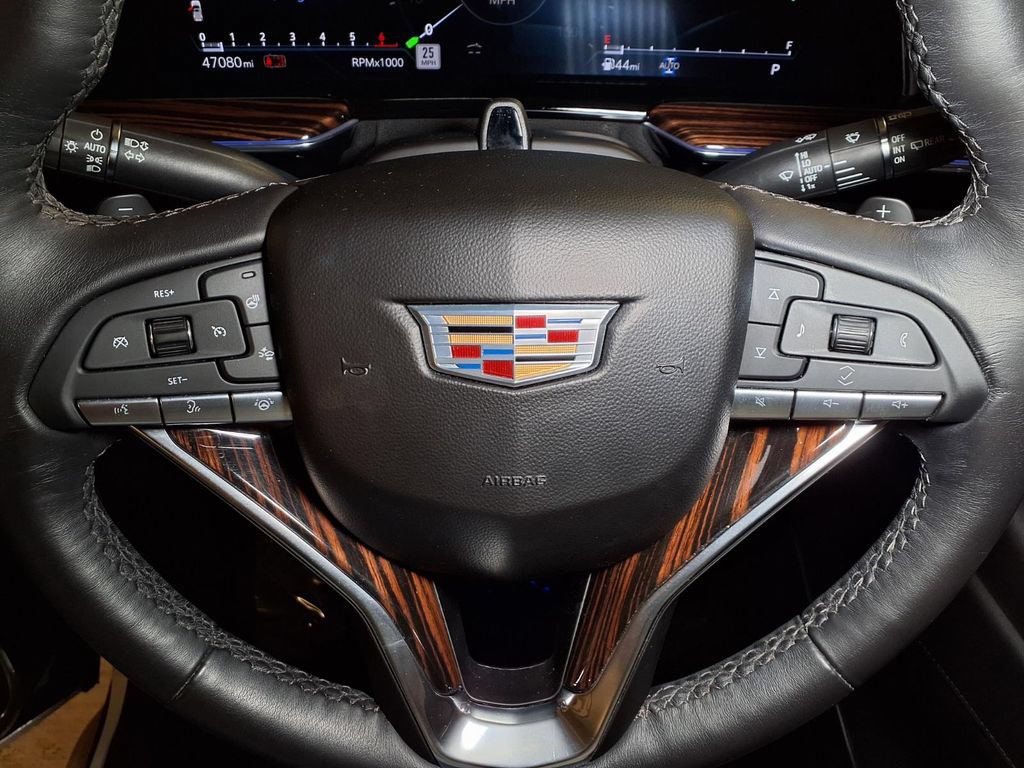 Certified 2024 Cadillac Escalade Premium Luxury w/ Performance Package AWD/4WD image 8