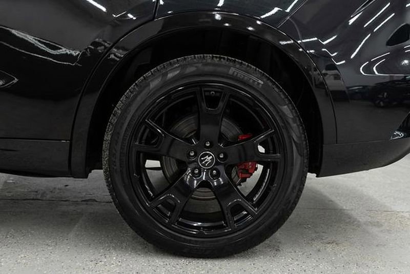 Used 2022 Maserati Levante GT image 32