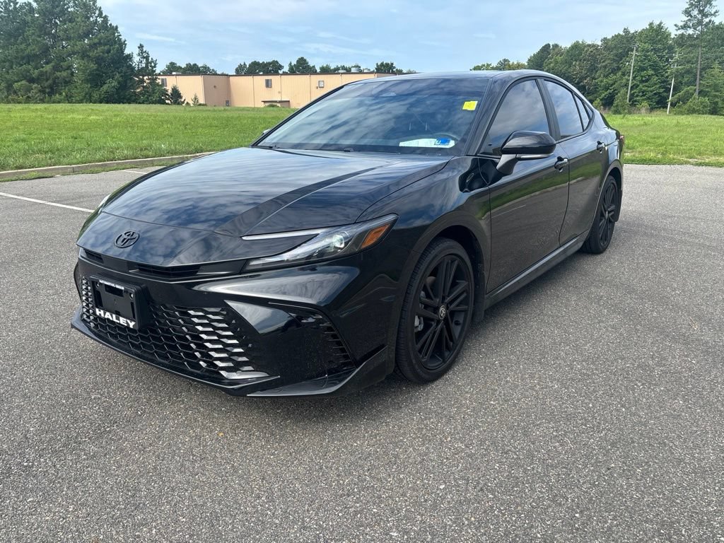 Used 2026 Toyota Camry Hybrid w/ Multimedia Upgrade Package AWD/4WD image 3