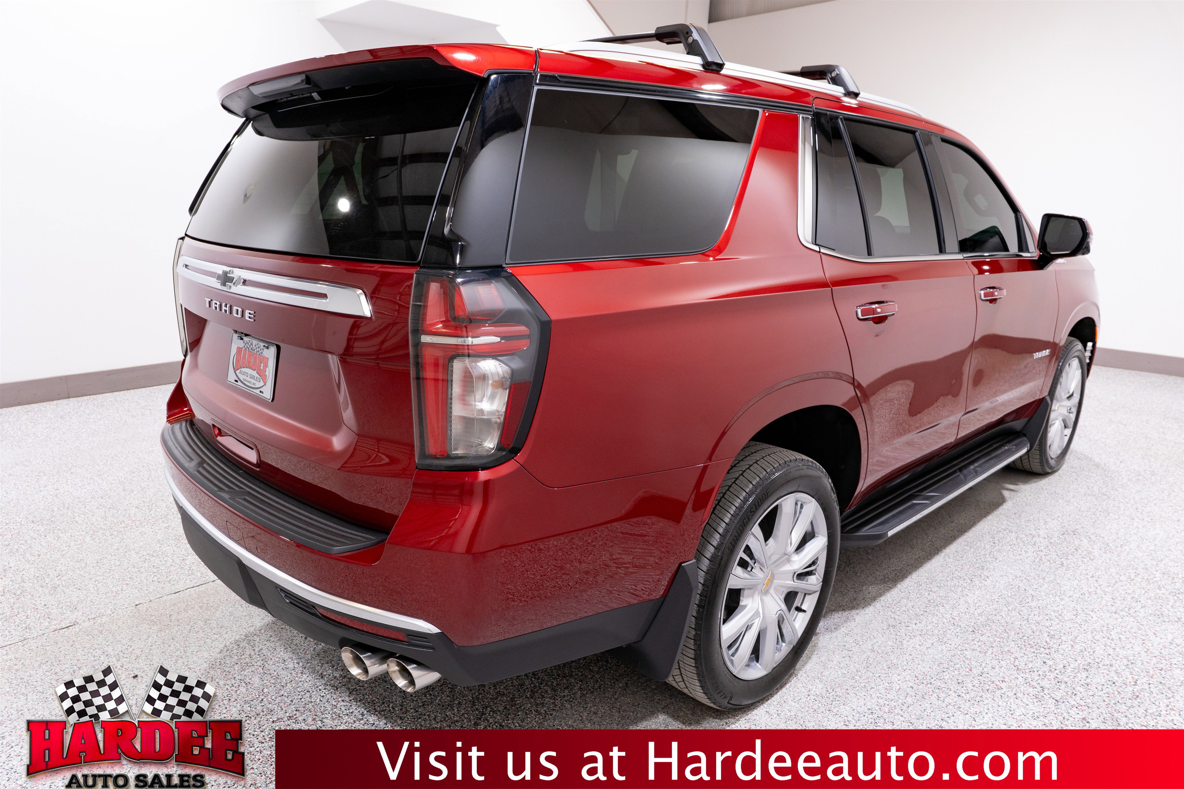 Used 2024 Chevrolet Tahoe High Country w/ Advanced Technology Package AWD/4WD image 5