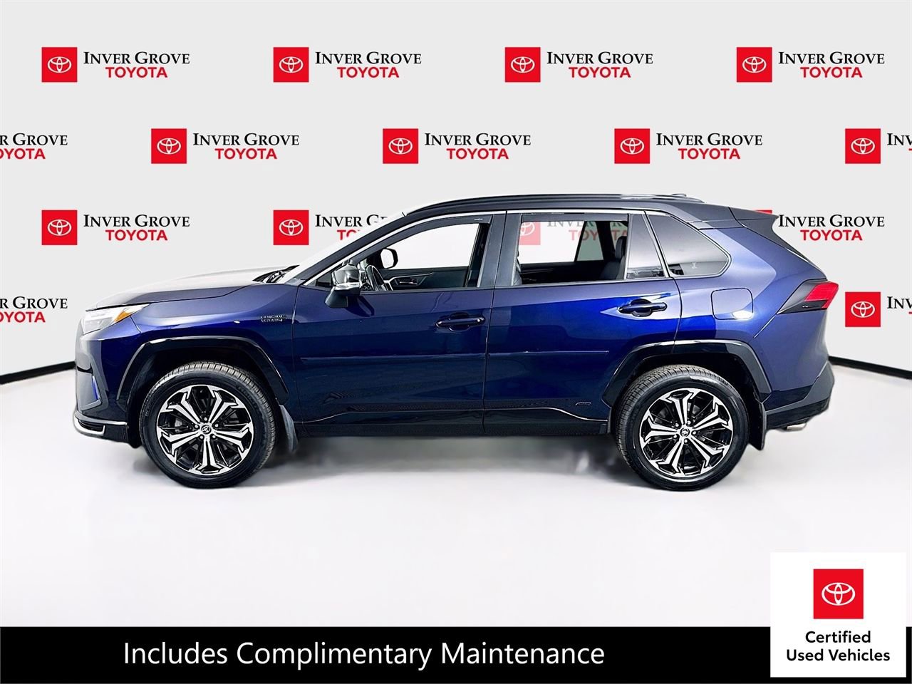 Certified 2022 Toyota RAV4 XSE w/ Weather Package AWD/4WD image 8