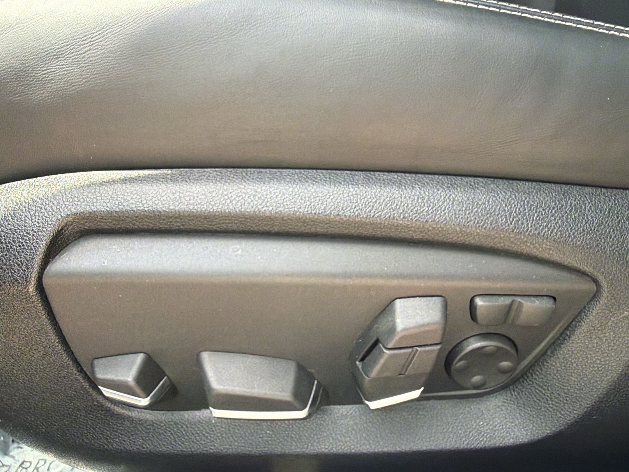 Used 2016 BMW 550i Sedan RWD image 13
