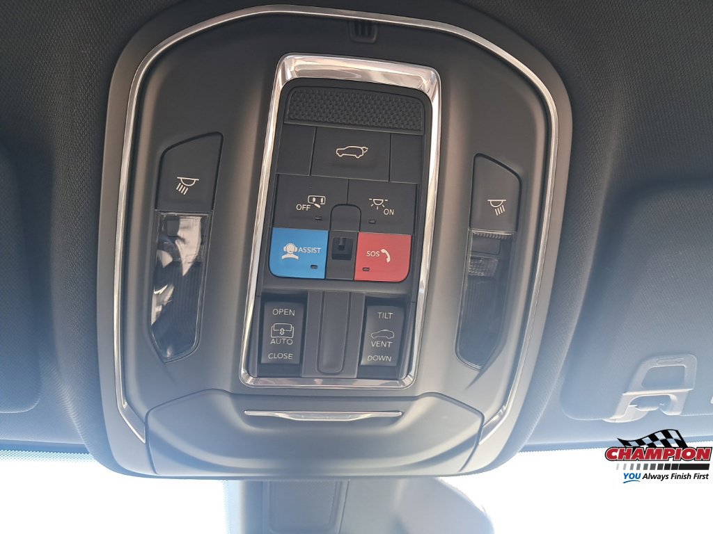 Used 2023 Jeep Grand Cherokee L Laredo AWD/4WD image 29