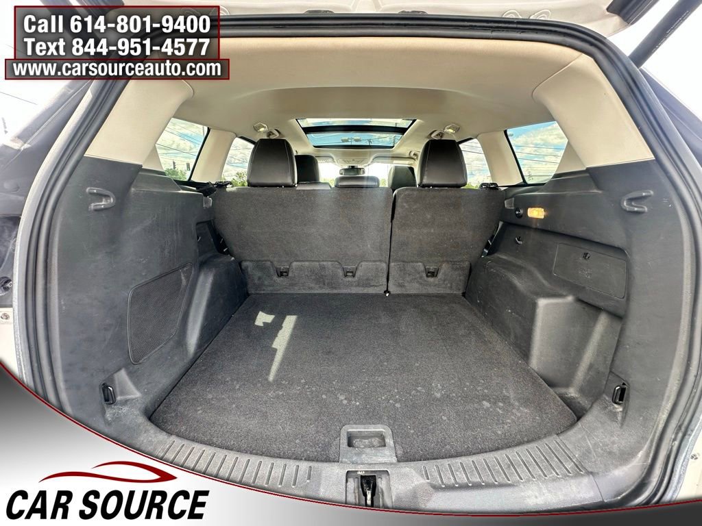 Used 2016 Ford Escape Titanium w/ Equipment Group 301A AWD/4WD image 19
