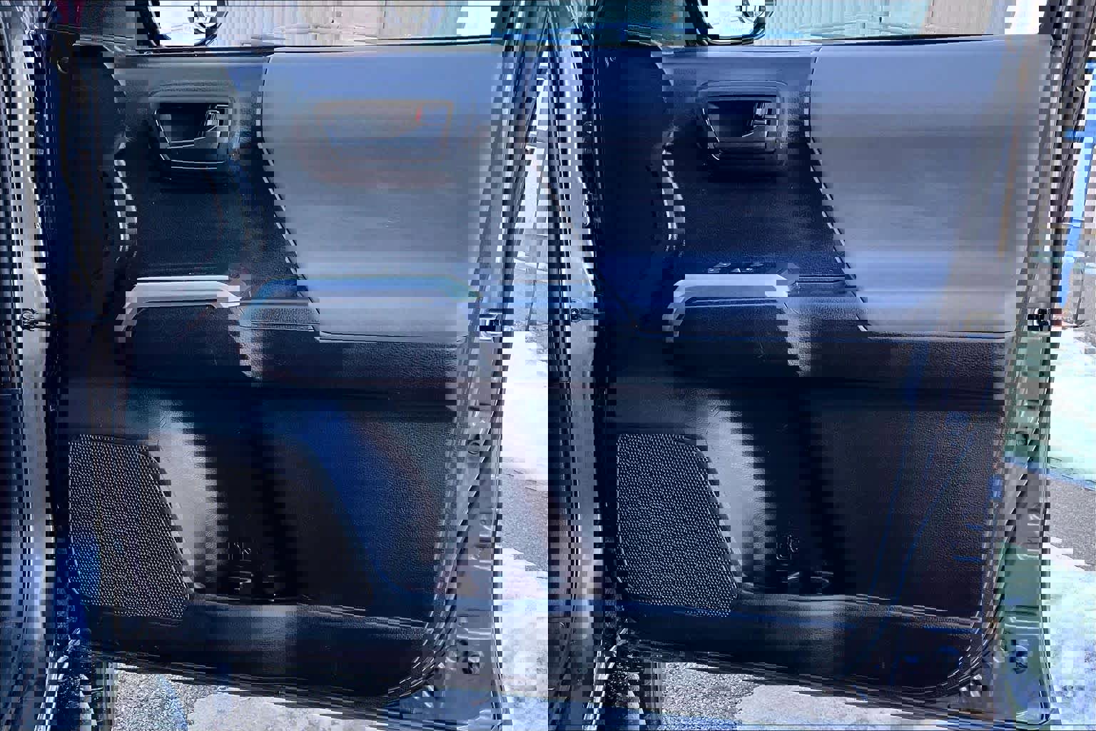 Used 2017 Toyota Tacoma SR5 w/ Tow Package image 23