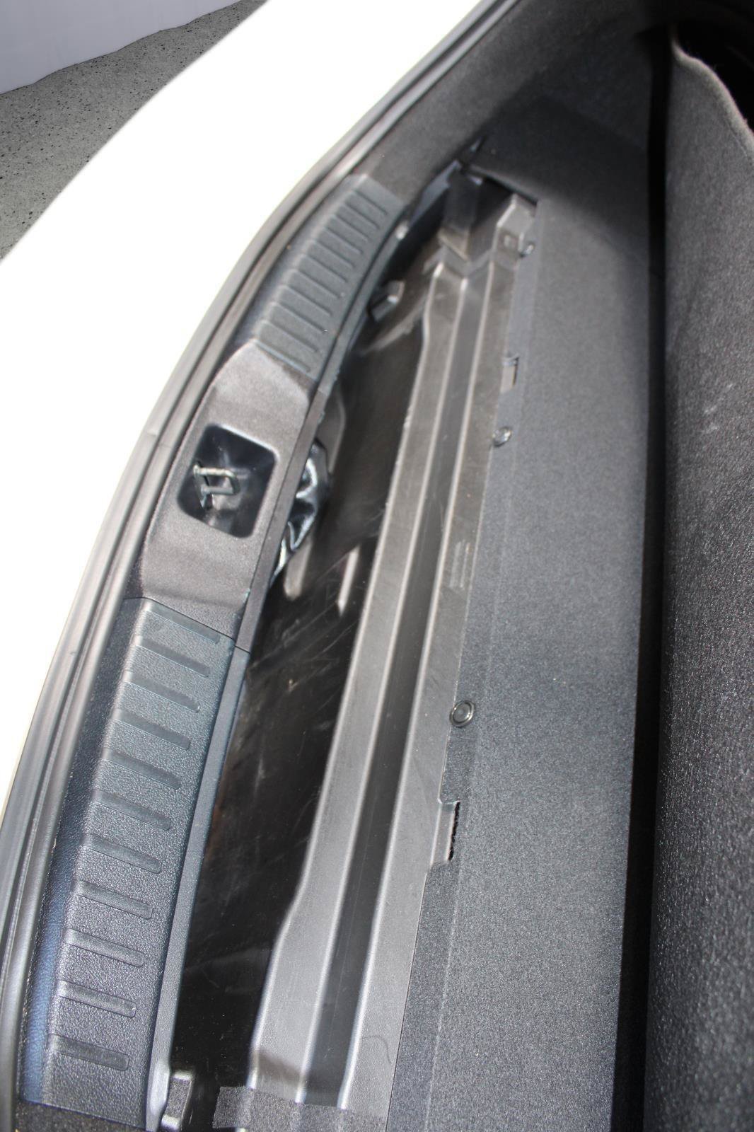 Used 2021 Toyota Prius Prime XLE FWD image 34