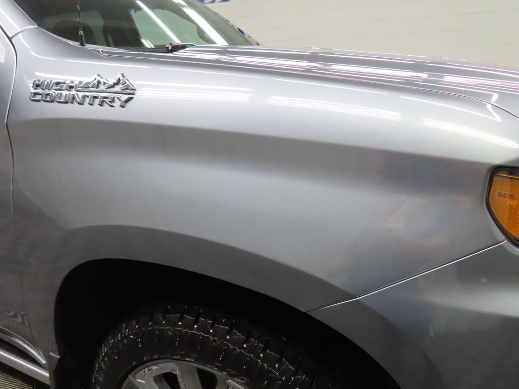 Used 2019 Chevrolet Silverado 1500 High Country w/ High Country Premium Package AWD/4WD image 41