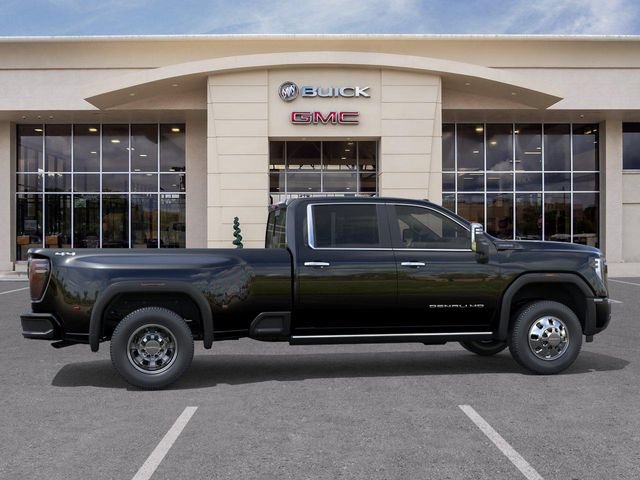 New 2026 GMC Sierra 3500 Denali Ultimate w/ LPO, Black Badging Package AWD/4WD image 5