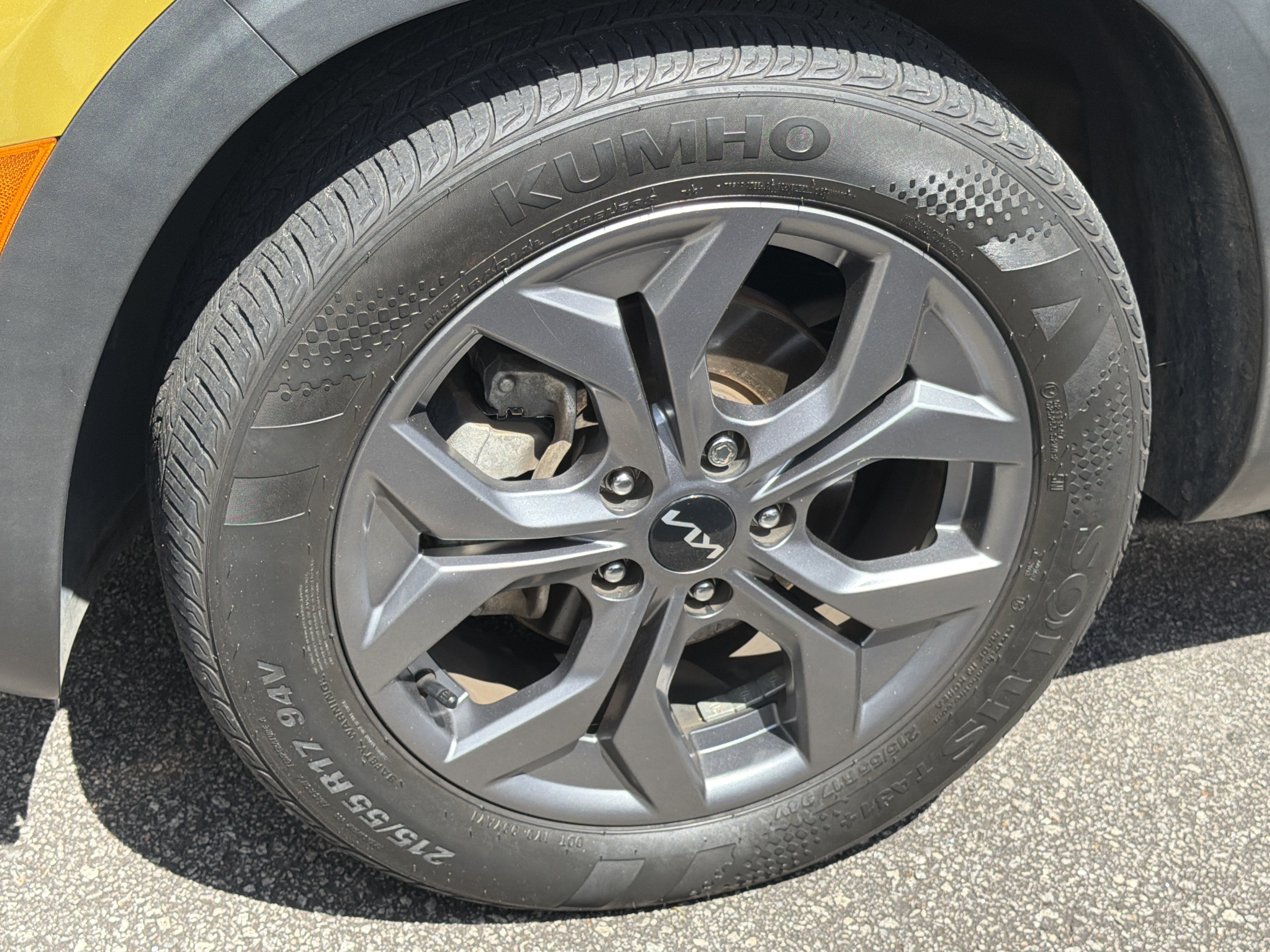 Certified 2024 Kia Seltos S FWD image 2