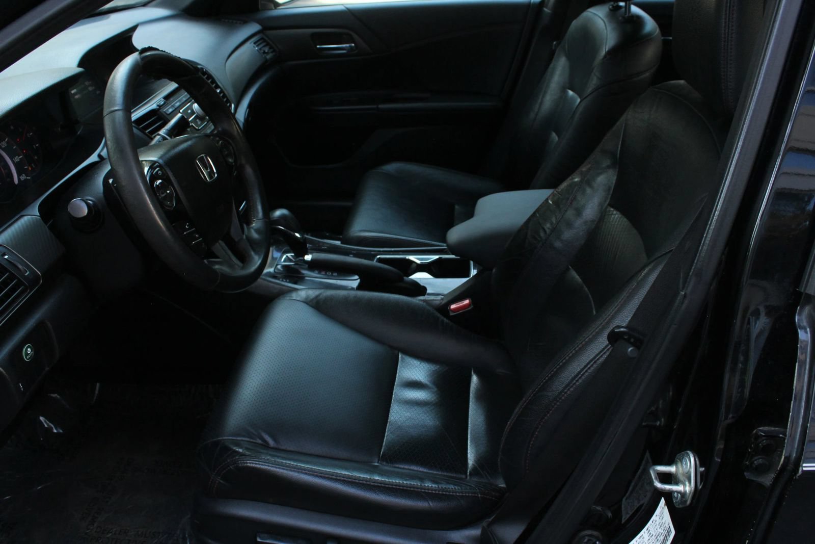Used 2017 Honda Accord Sport Special Edition image 14