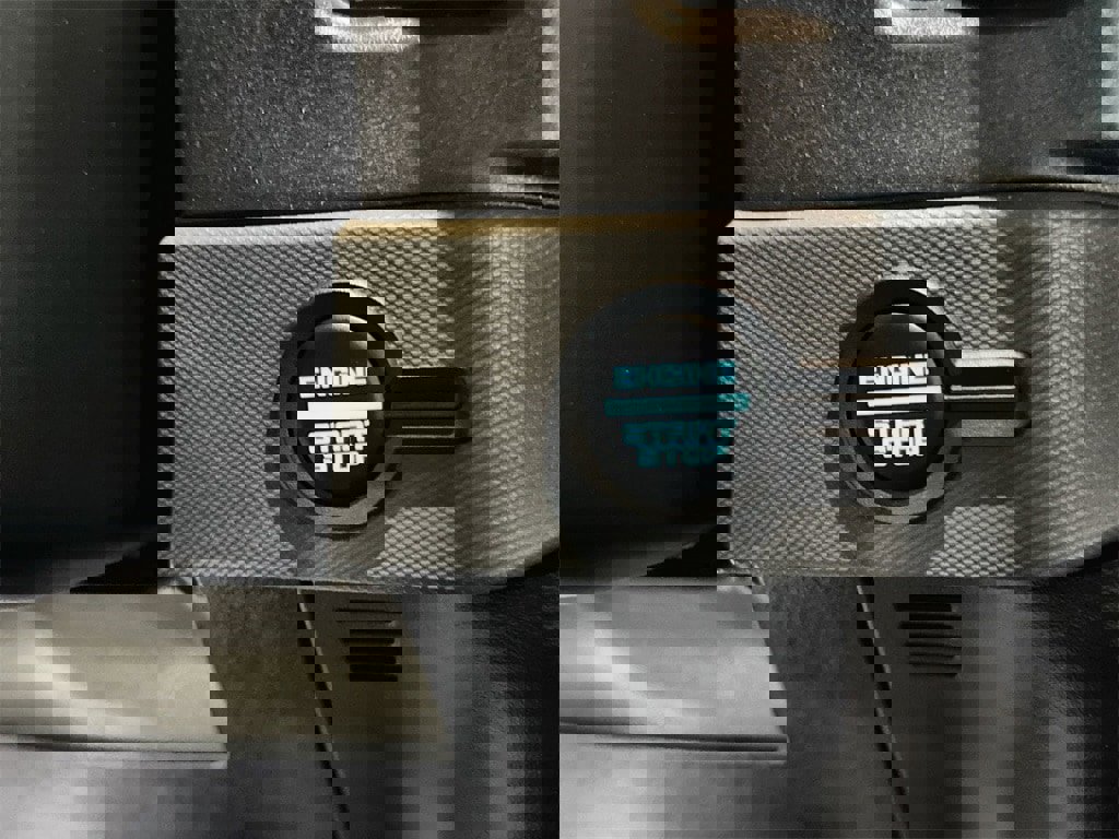 Used 2024 Ford Bronco Black Diamond image 23