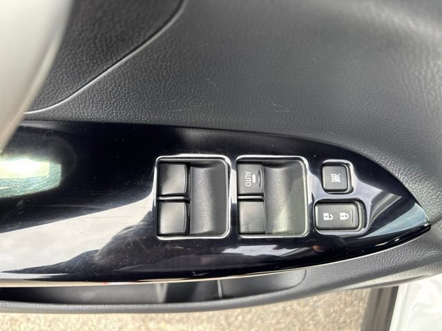 Used 2020 Mitsubishi Eclipse Cross AWD image 12