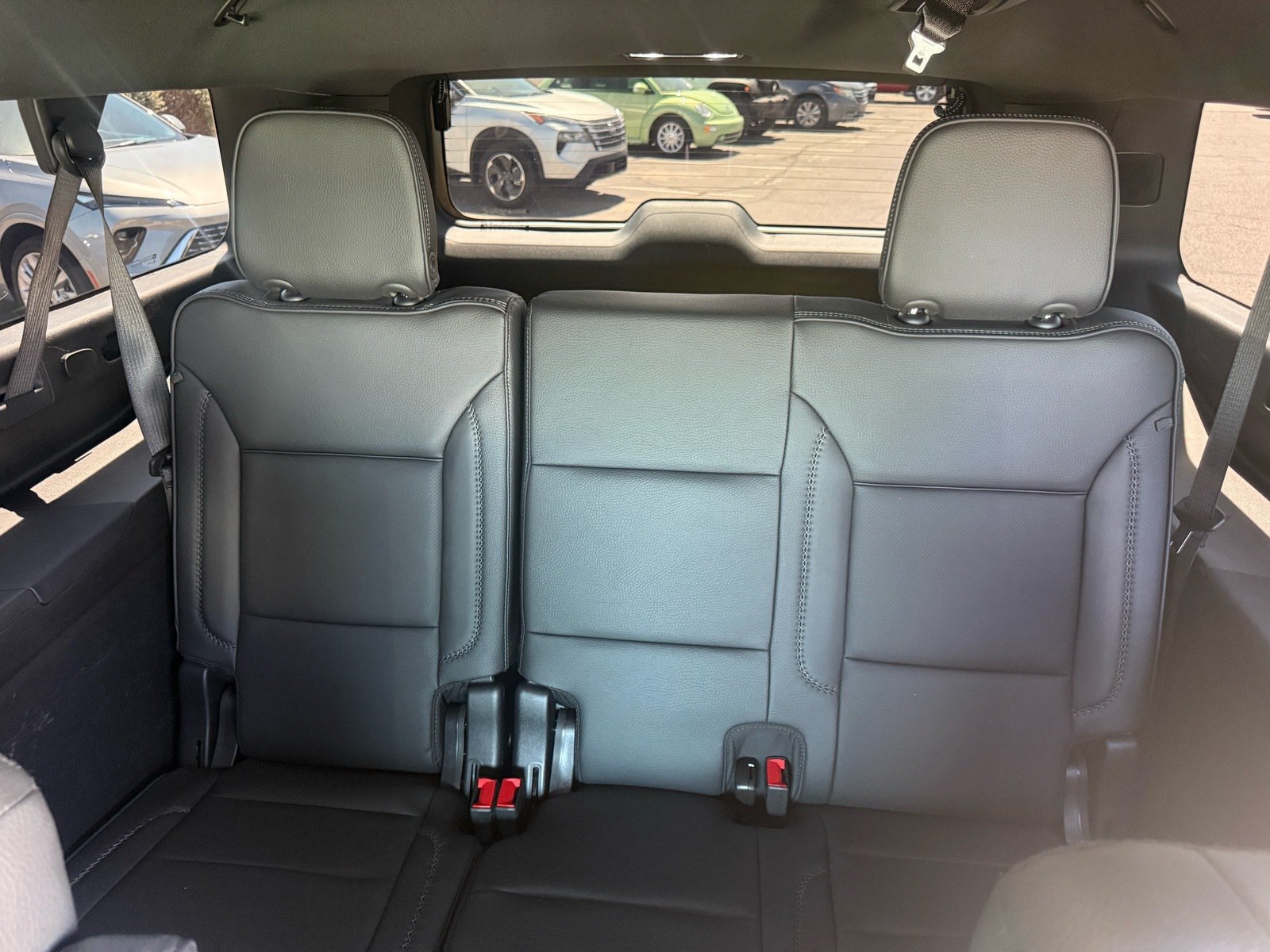 Used 2025 GMC Yukon XL Denali AWD/4WD image 26
