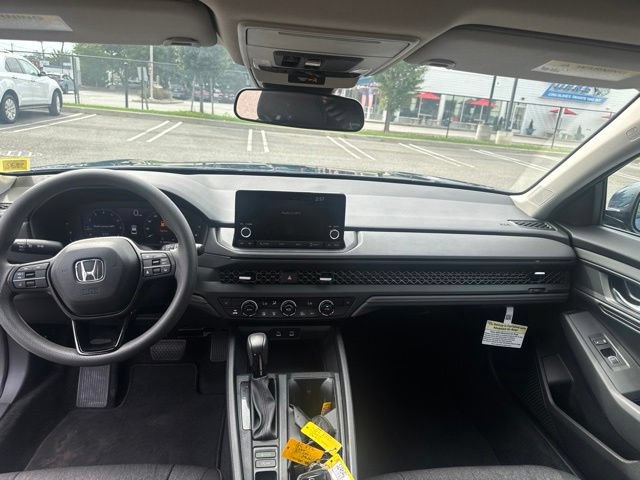 Used 2023 Honda Accord EX image 15