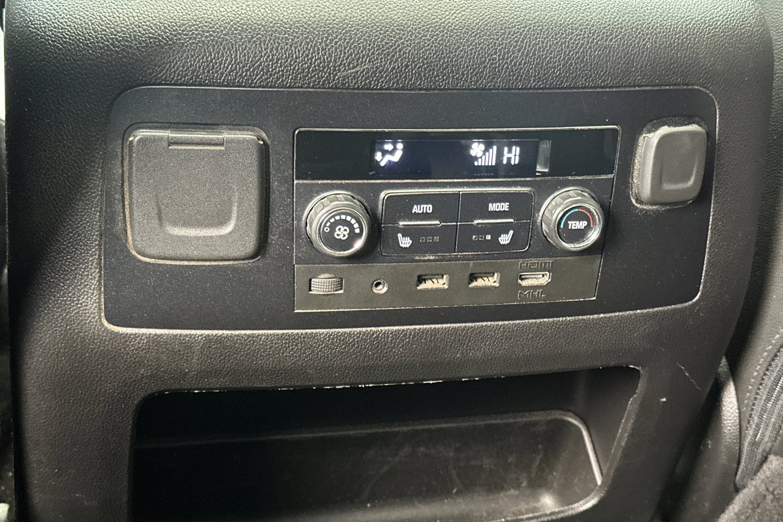 Used 2020 Chevrolet Tahoe Premier image 42