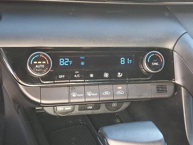 Used 2025 Hyundai Elantra Sport image 15