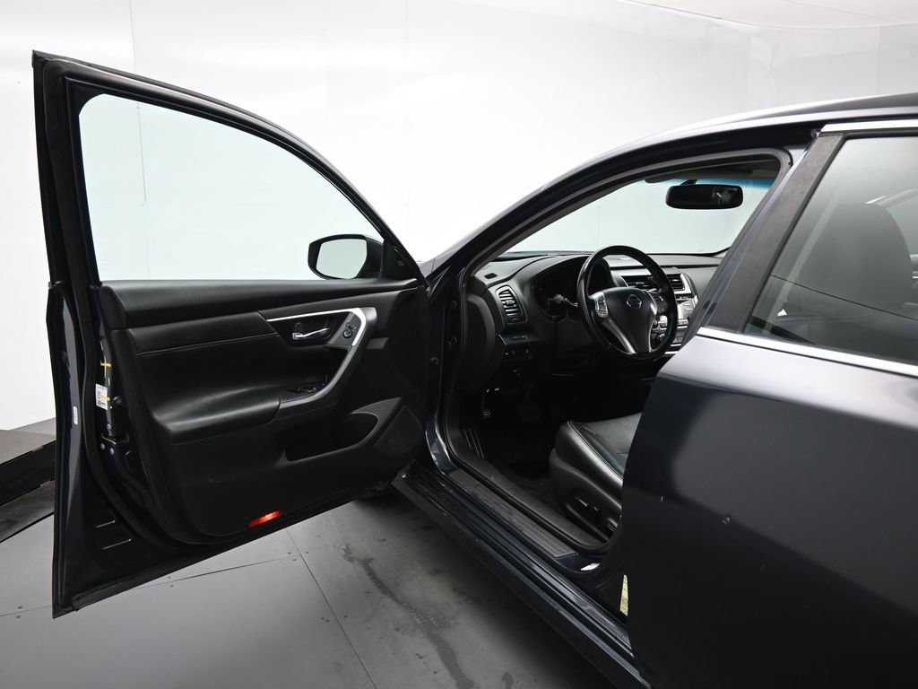 Used 2018 Nissan Altima 2.5 SL image 9