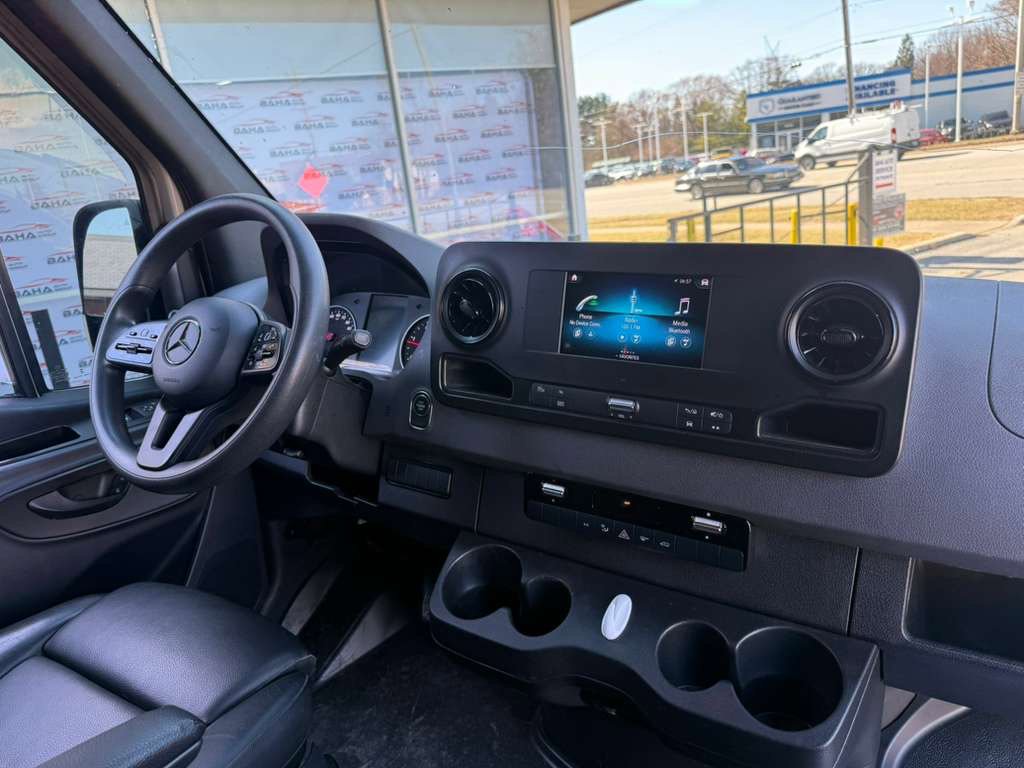 Used 2023 Mercedes-Benz Sprinter 2500 image 27